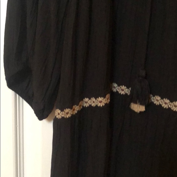 American Eagle Outfitters Dress - Picture 4 of 6